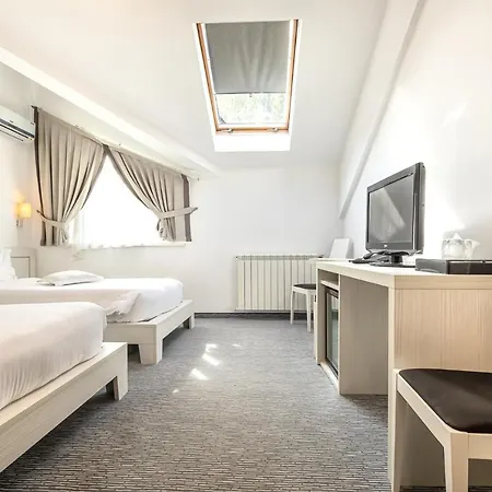 Hotel Alex&george Boutique Kluż-Napoka